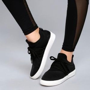 Steve Madden Lancer Sneakers